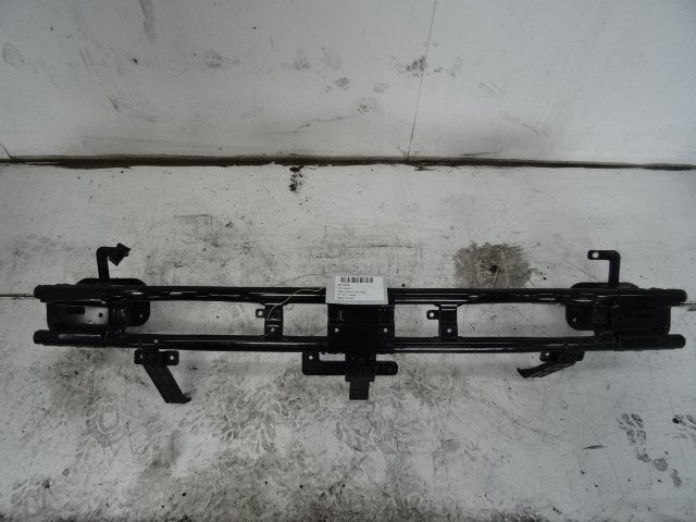RENFORT PARE CHOC ARRIERE (TRAVERSE) Kia, Utilisé, Kia