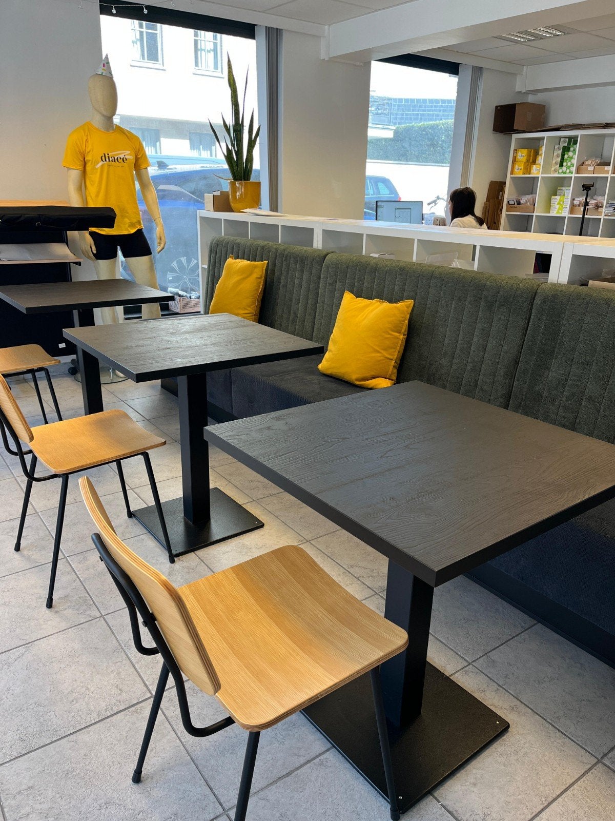 Complete horeca set / tafels, stoelen en zitbank, Enlèvement, Utilisé, Mobilier