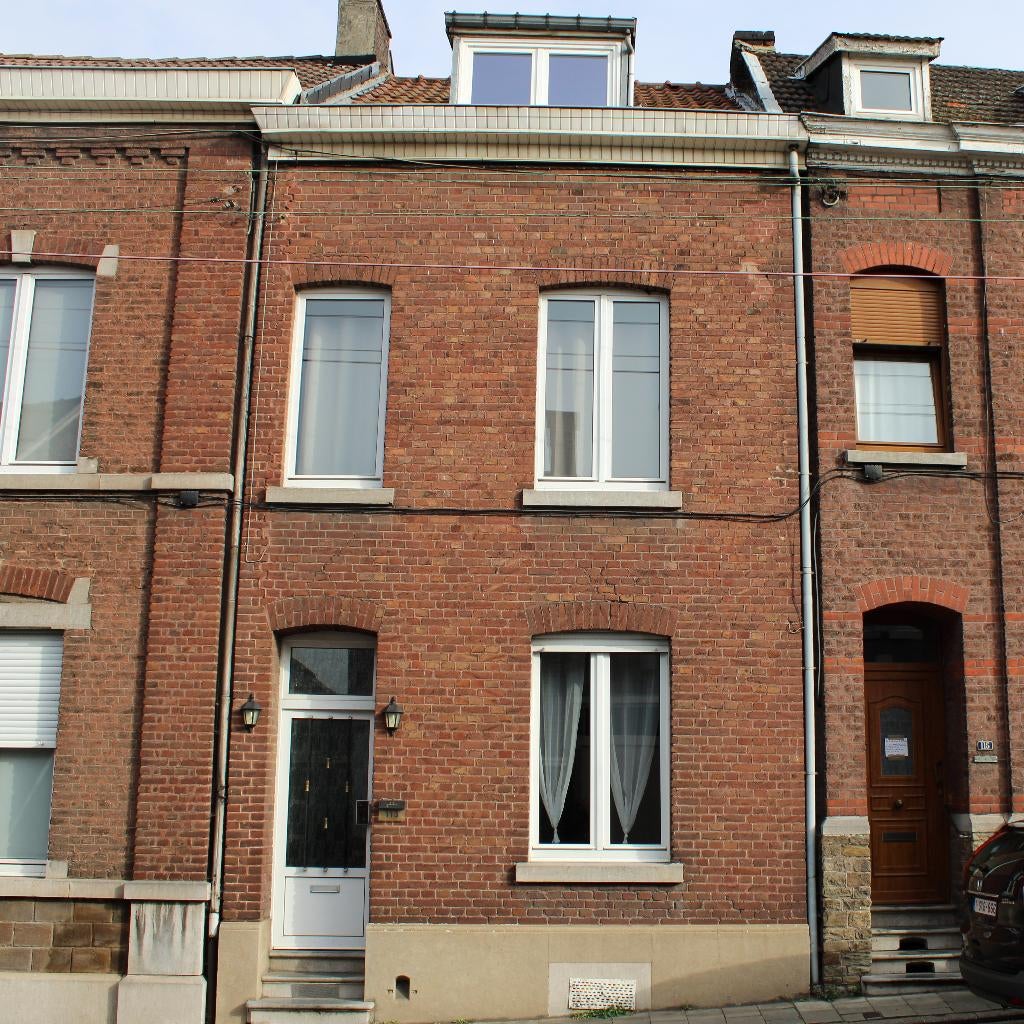 Maison à Jemeppe/Meuse. 155.000 euros. Libre à l'acte, Immo, Province de Liège, Maison 2 façades, 4 pièces, Jusqu'à 200 m²
