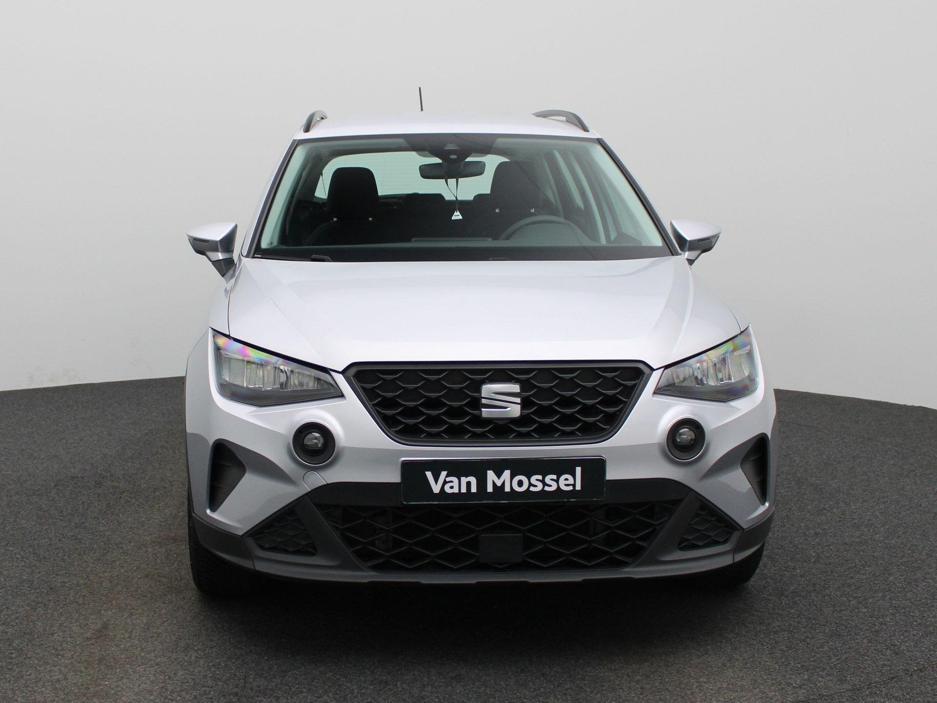 SEAT Arona 1.0 TSI 70kW Reference, Autos, 121 g/km, Argent ou Gris, Achat, Arona