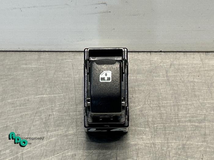 Elektrisch Raam Schakelaar van een Chevrolet Spark (Spark 09, Auto-onderdelen, Gebruikt, -, Ophalen of Verzenden, -
