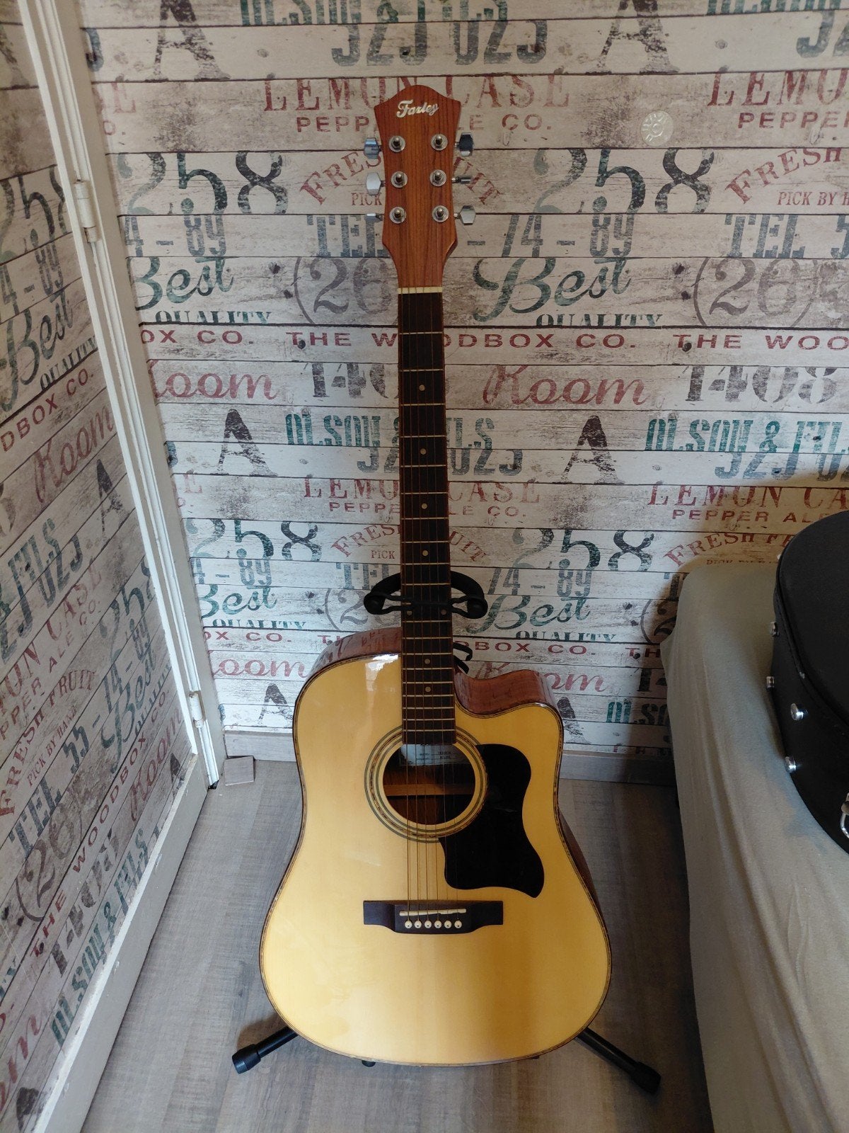 Elektrische Akoestische gitaar Fazley, Muziek en Instrumenten, Ophalen, Gebruikt, Western- of Steelstringgitaar, Met koffer
