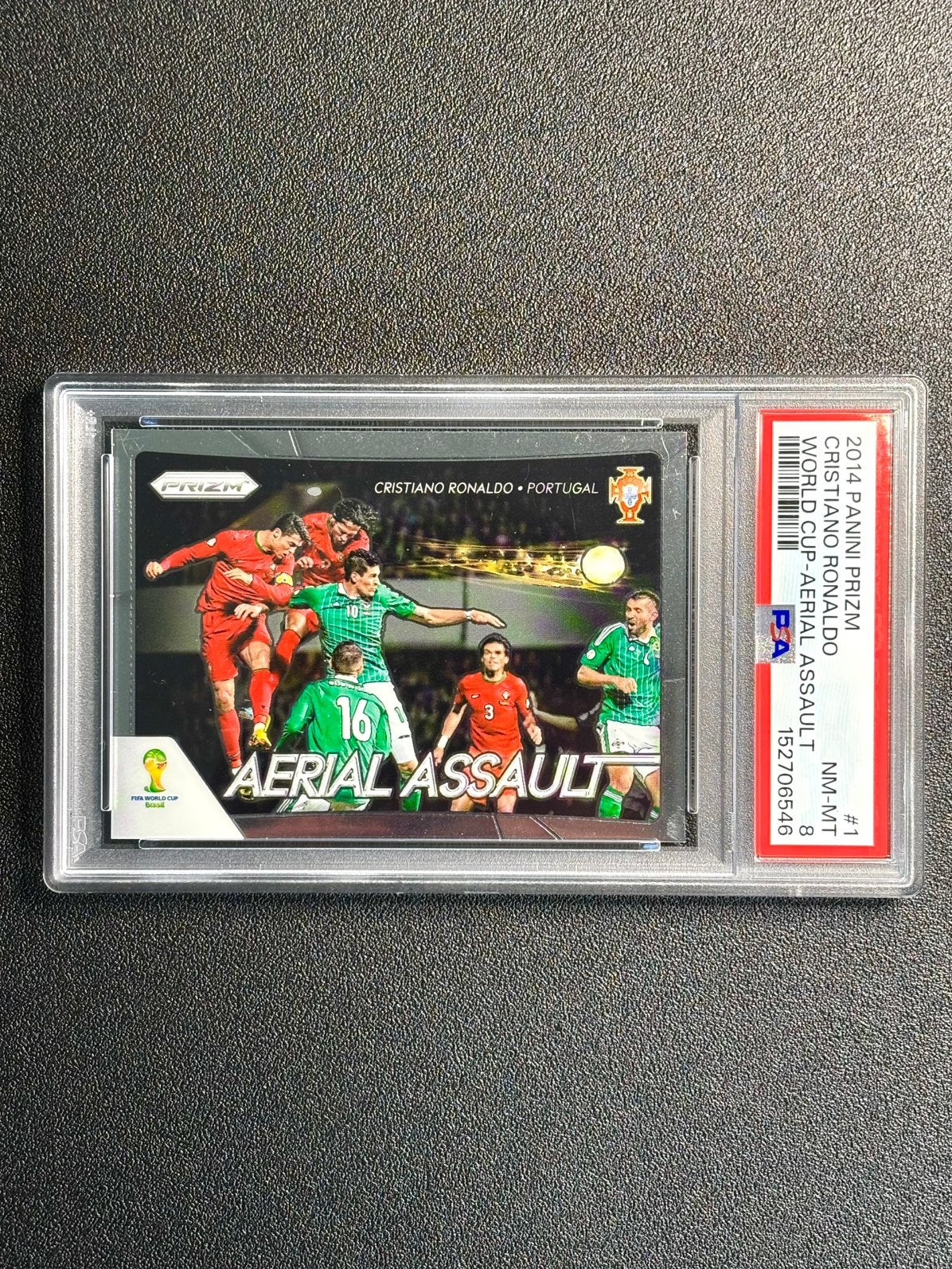 PSA 8 Cristiano Ronaldo 2014 Panini Prizm W/C Aerial Assault, Ophalen of Verzenden, Nieuw, Plaatje