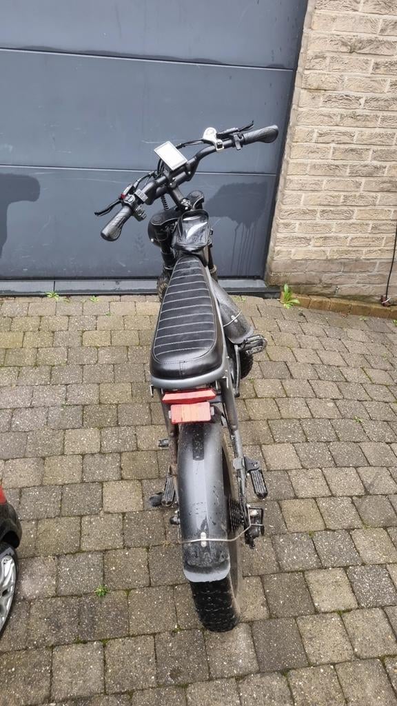 Fatbike v8 (opvoerbaar + scherm met niet opvoerbaar), Enlèvement