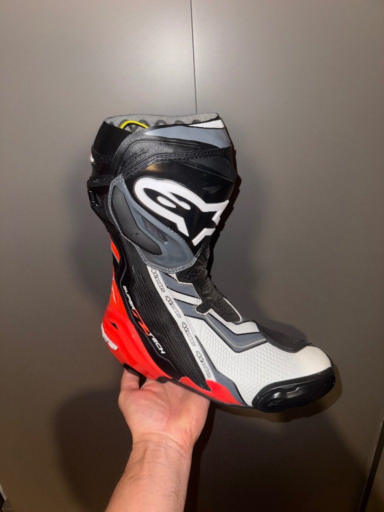 ALPINESTARS SUPERTECH R BOTTES DE MOTO NOIR/GRIS/ROUGE EUR42, Motos, Seconde main, Bottes, Enlèvement, Alpinestars