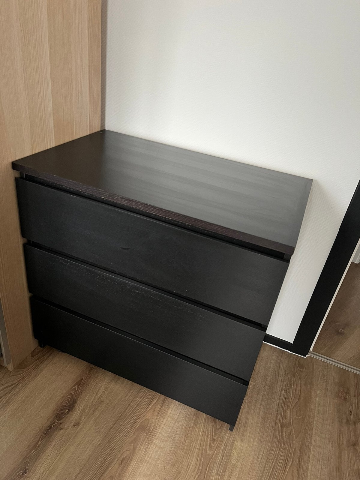 Malm ladekast, Ophalen, Zo goed als nieuw