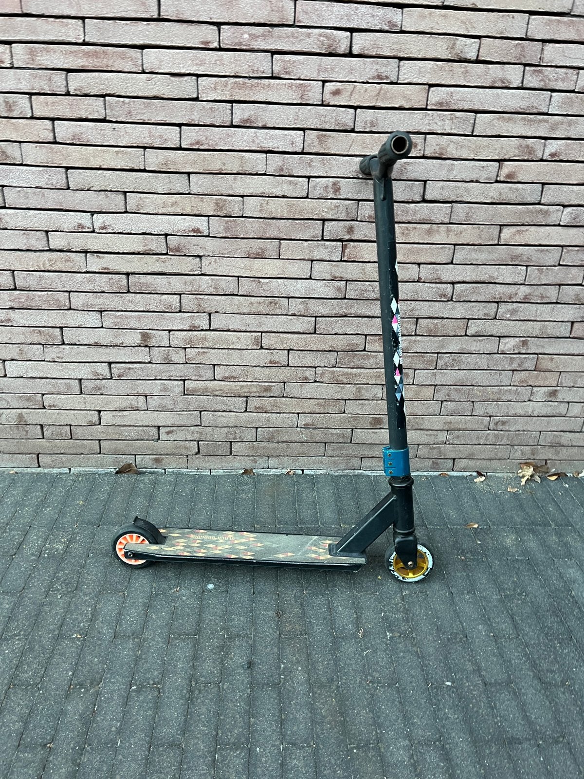 Stuntstepvan black dragon, Fietsen en Brommers, Steps, Ophalen, Zo goed als nieuw, Gewone step