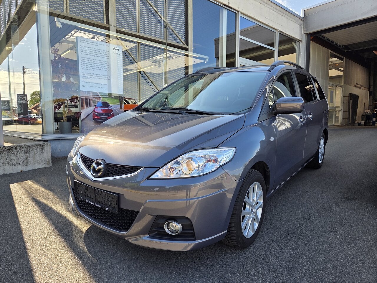 Mazda 5 Style IPM 1.8L 115hp 5MT, Autos, Mazda, 0 kg, Entreprise, 7 places, Electronic Stability Program (ESP)