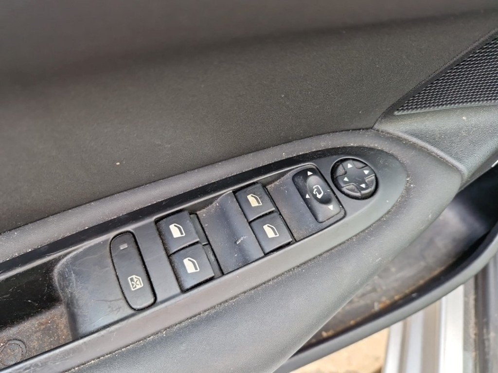 COMMUTATEUR VITRES ELECTRIQUES Citroën C4 Berline (NC), Citroën, Kontakt-citroen@citroen.com, Utilisé, Citroën Deutschland GmbH