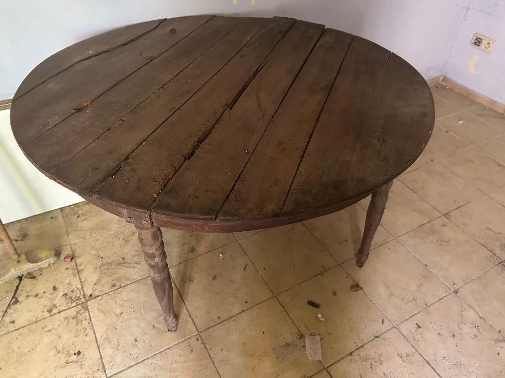 Antieke doorleefde boerentafel met gedraaide poten, Enlèvement