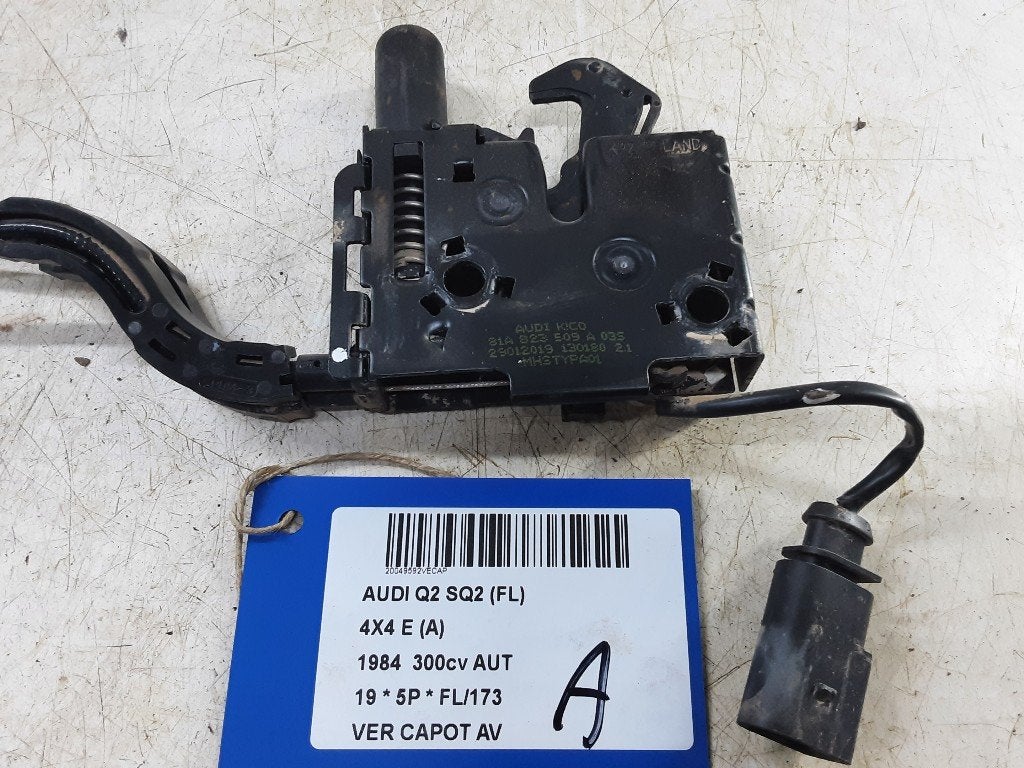 SERRURE CAPOT Audi SQ2 (01-2018/-) (81A823509A), Utilisé, Audi