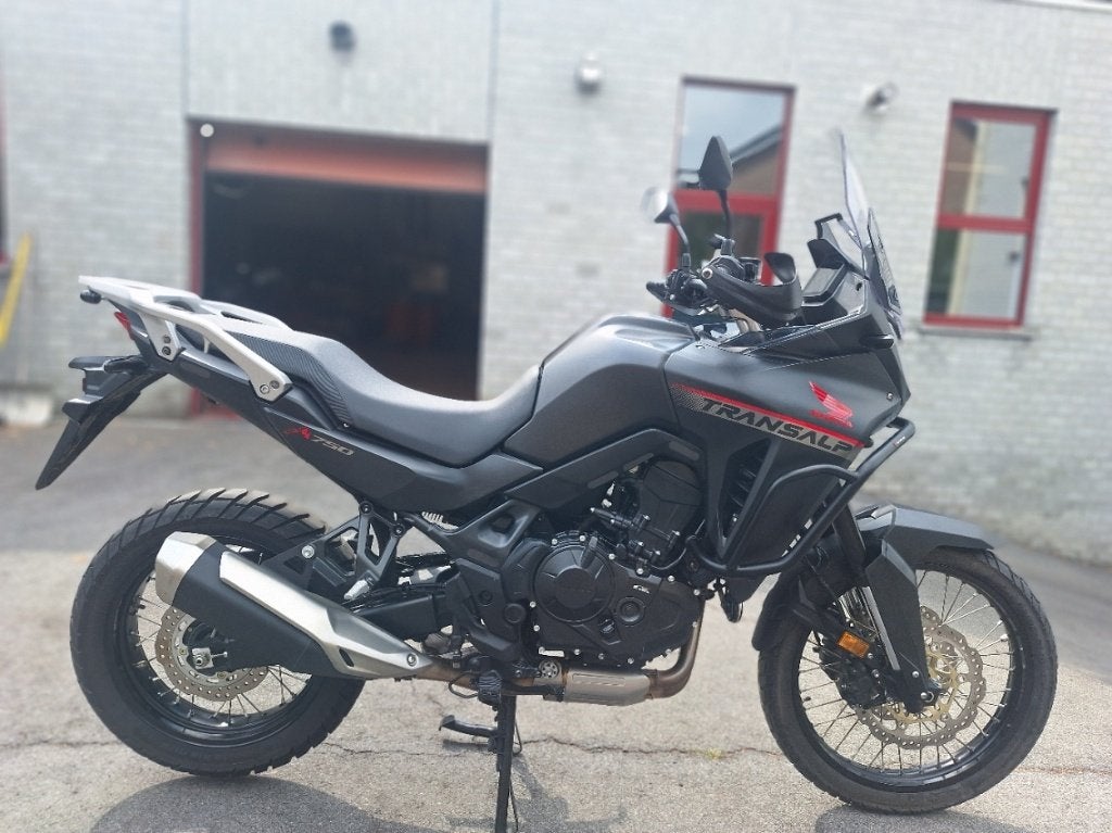 Honda XL 750 Transalp nieuwstaat met garantie, Motoren, Motoren | Honda, ABS, 2 cilinders, Motorrijbewijs A, Meer dan 35 kW