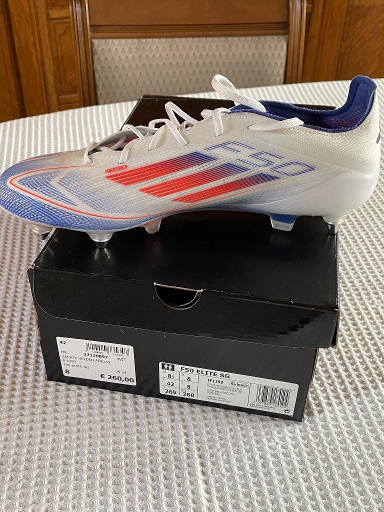 ADIDAS voetbalschoenen F50 Elite maat 42, Ophalen, Nieuw, Schoenen
