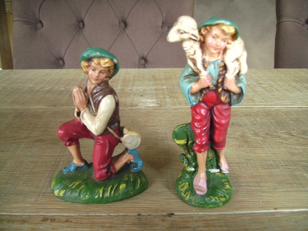 2 beeldjes herders ( kerststal ), Diversen, Ophalen of Verzenden, Nieuw