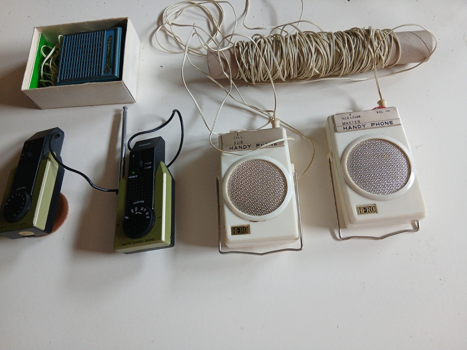 Antieken radiozenders, Ophalen