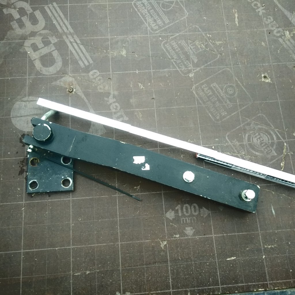 Timon + trekhaak voor microtractor/helmstok, Ophalen of Verzenden, Zo goed als nieuw
