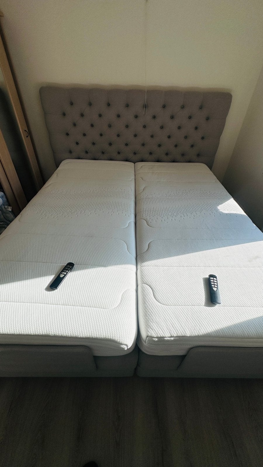 Elektrisch tweepersoonsbed 180 x 200 cm te koop, Huis en Inrichting, Ophalen, Zo goed als nieuw