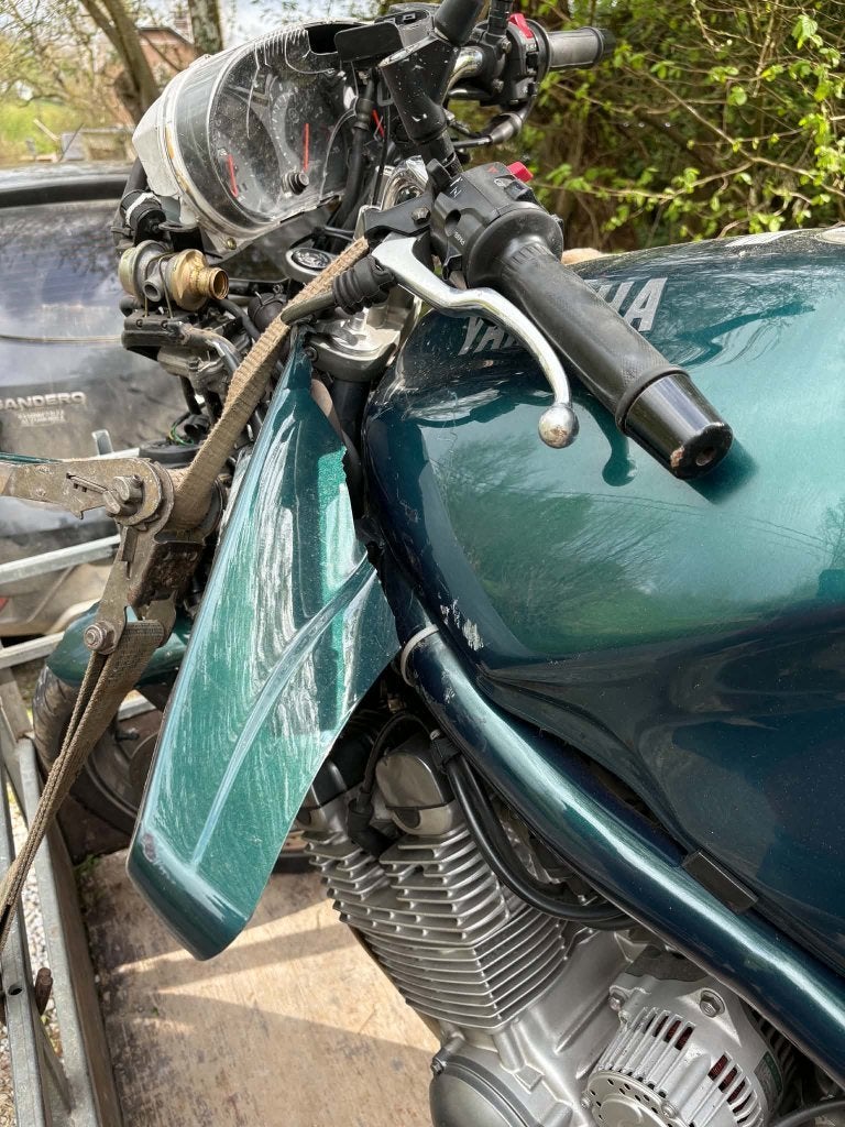 Yamaha XJ 900 Diversion - Accidentée - 99.800 km, Motos, Tourisme, Occasion, Plus de 35 kW, Particulier