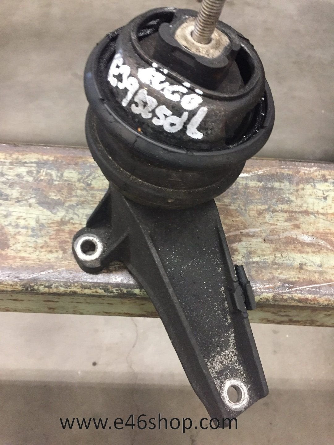 Motorsteun BMW E39 525D LINKS en Rechts, -, Utilisé, -, Enlèvement ou Envoi