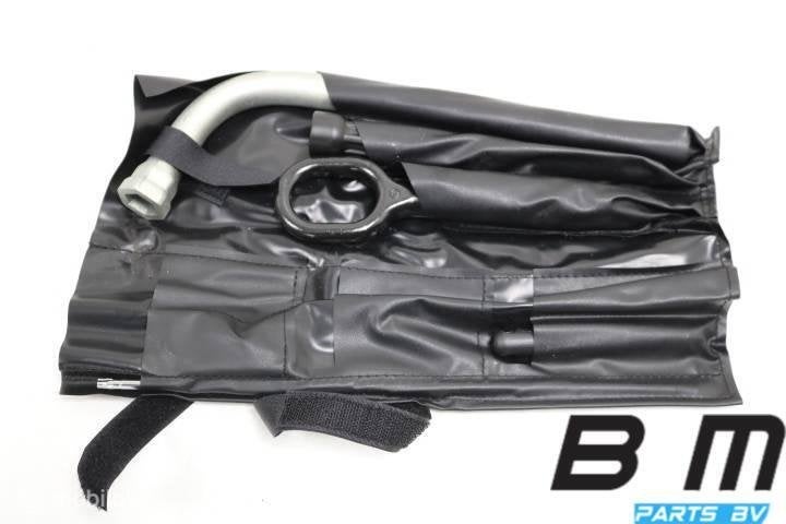 Tas met gereedschap Audi TT 8S, Gebruikt