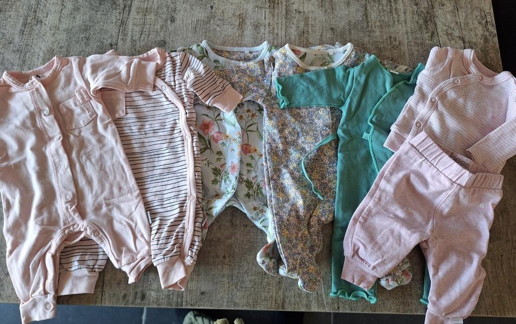 Kleding meisje maat 44, Ophalen
