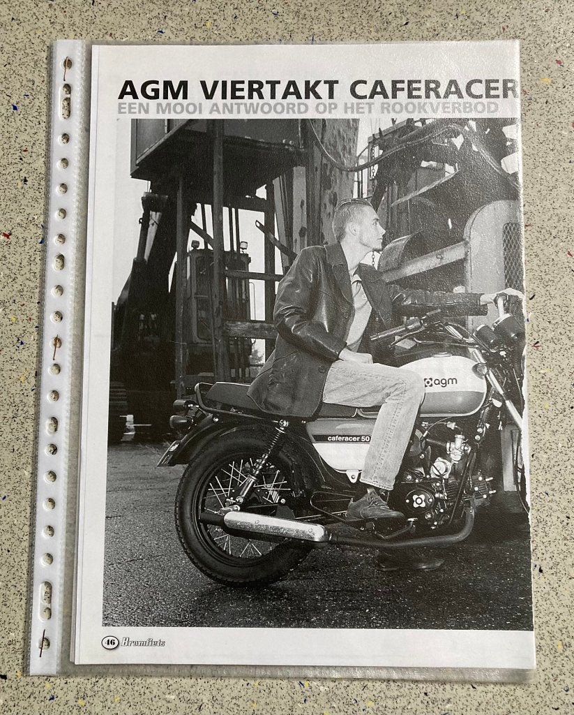 Map met documentatie AGM Viertakt brommer / Bromfiets, Envoi, Comme neuf