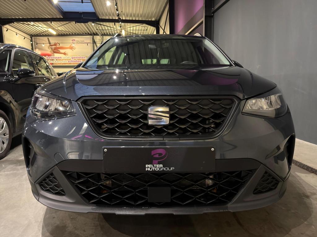 Seat Arona 1.0TSi DAB Carplay LED Alu velgen Nieuwstaat!, Autos, Seat, 0 kg, Argent ou Gris, Achat, Entreprise
