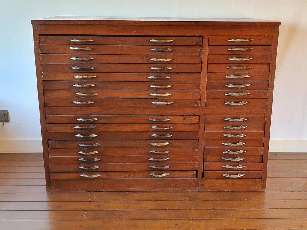 Armoire d'architecte ancienne à double rangée de tiroirs, Antiquités & Art, Antiquités | Meubles | Tables, Enlèvement