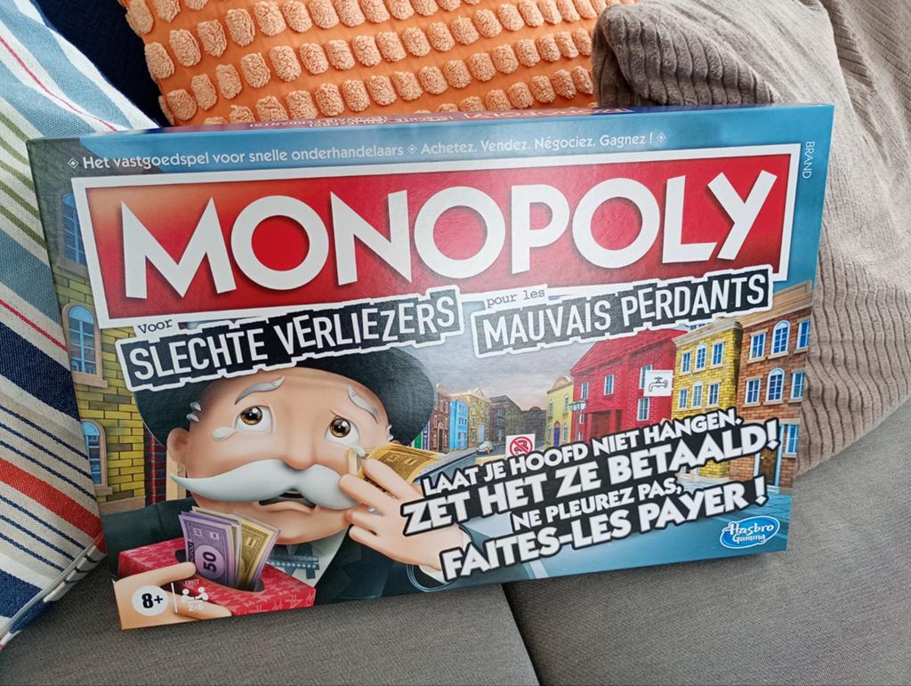 Monopoly slechte verliezers nieuw, Hobby en Vrije tijd, Gezelschapsspellen | Bordspellen, Ophalen of Verzenden