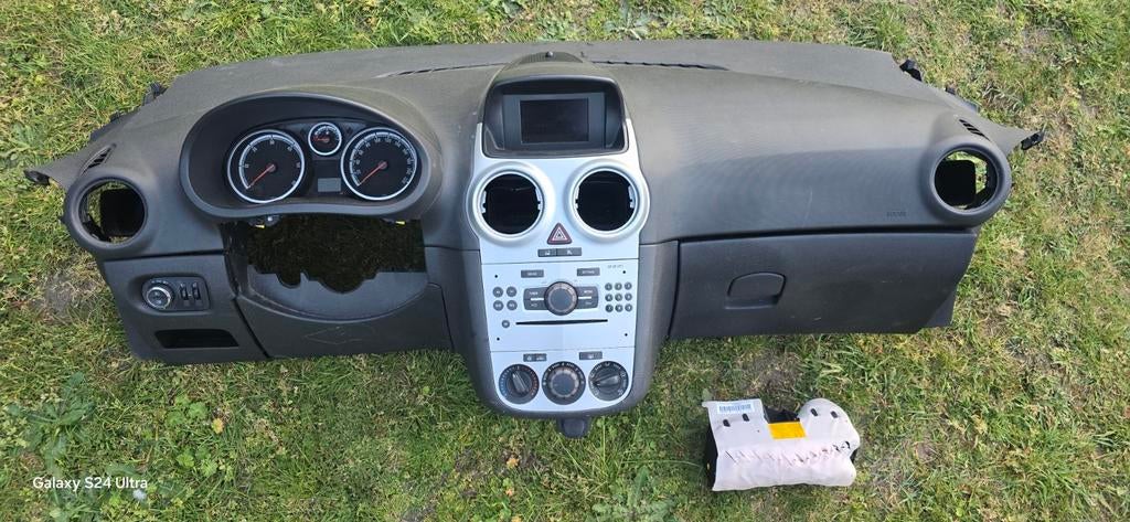 Dashboard  opel corsa D bw 2006-2014, Auto-onderdelen, Ophalen, Gebruikt, Opel