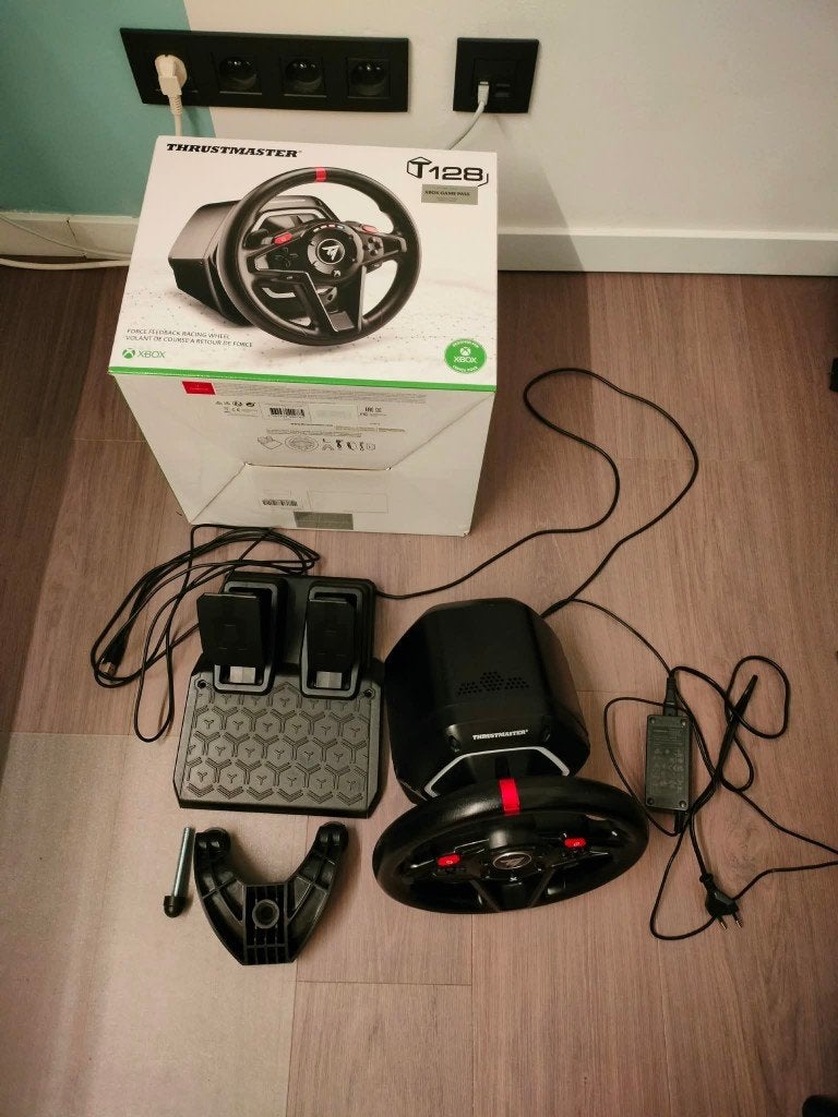 Trustmaster T128, Enlèvement ou Envoi, Utilisé, Trustmaster