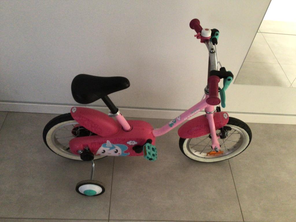 Meisjesfiets BTWIN 12 inch, Ophalen, Zo goed als nieuw, 14 inch of minder
