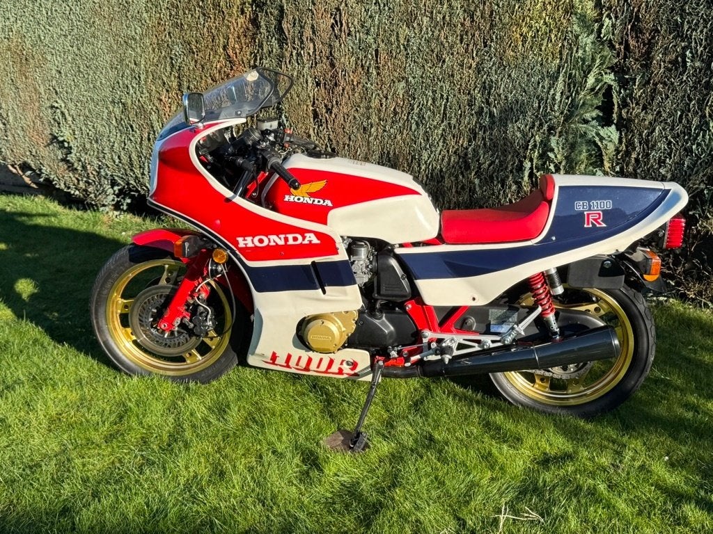 Honda cb 1100r uit 1982, Motoren, Motoren | Oldtimers, Sport, meer dan 35 kW, 4 cilinders, Motorrijbewijs A, Handgeschakeld, Occasion