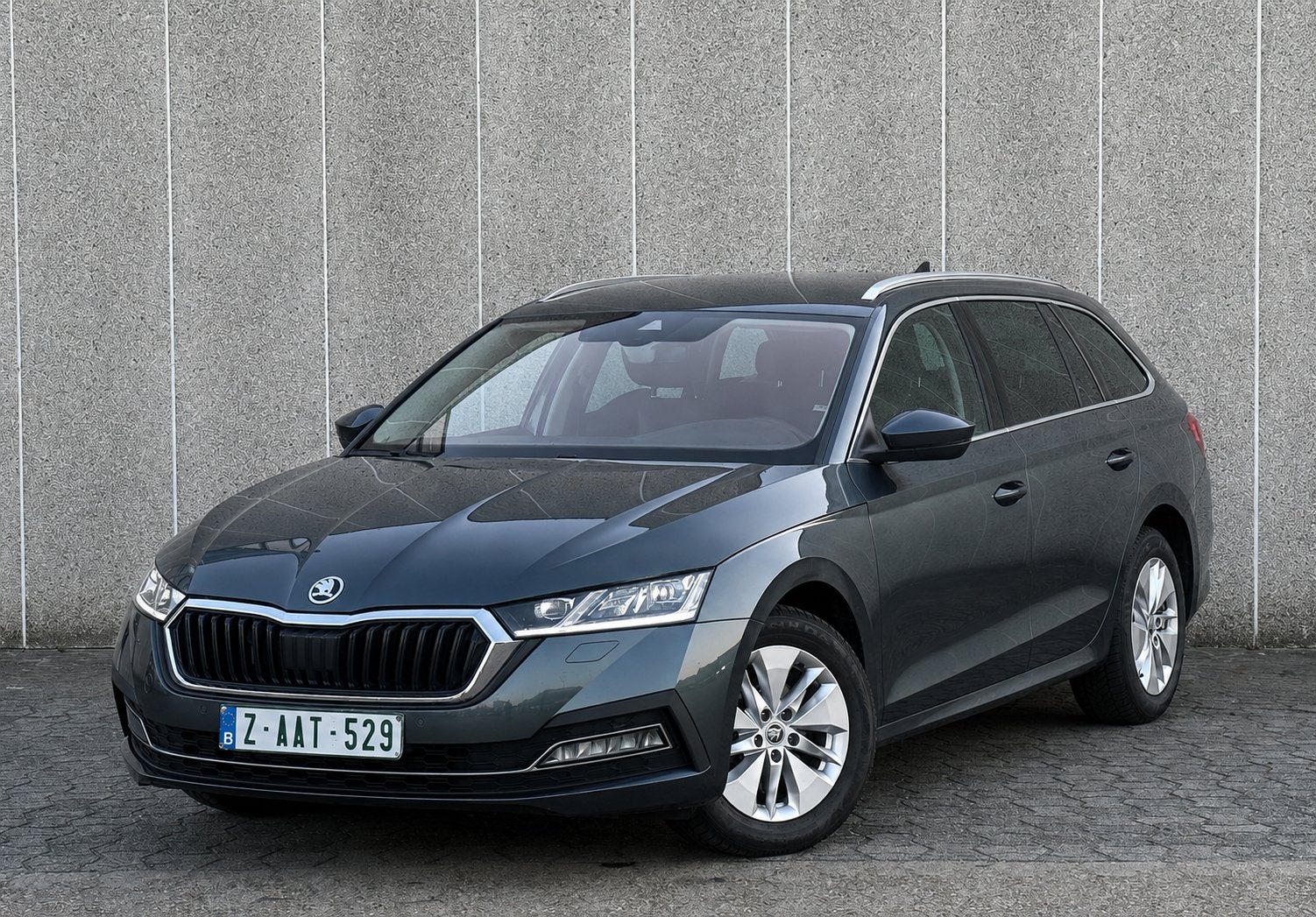Skoda Octavia 2.0 TDi/BOITE AUTO/ CARPLAY/2021 -FULL LED, Autos, Skoda, Bluetooth, Argent ou Gris, Achat, Euro 6