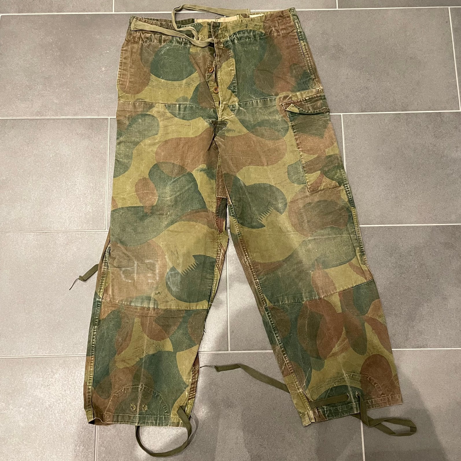Pantalon parachutiste belge abl 1956 moon and ball, Enlèvement ou Envoi, Porté