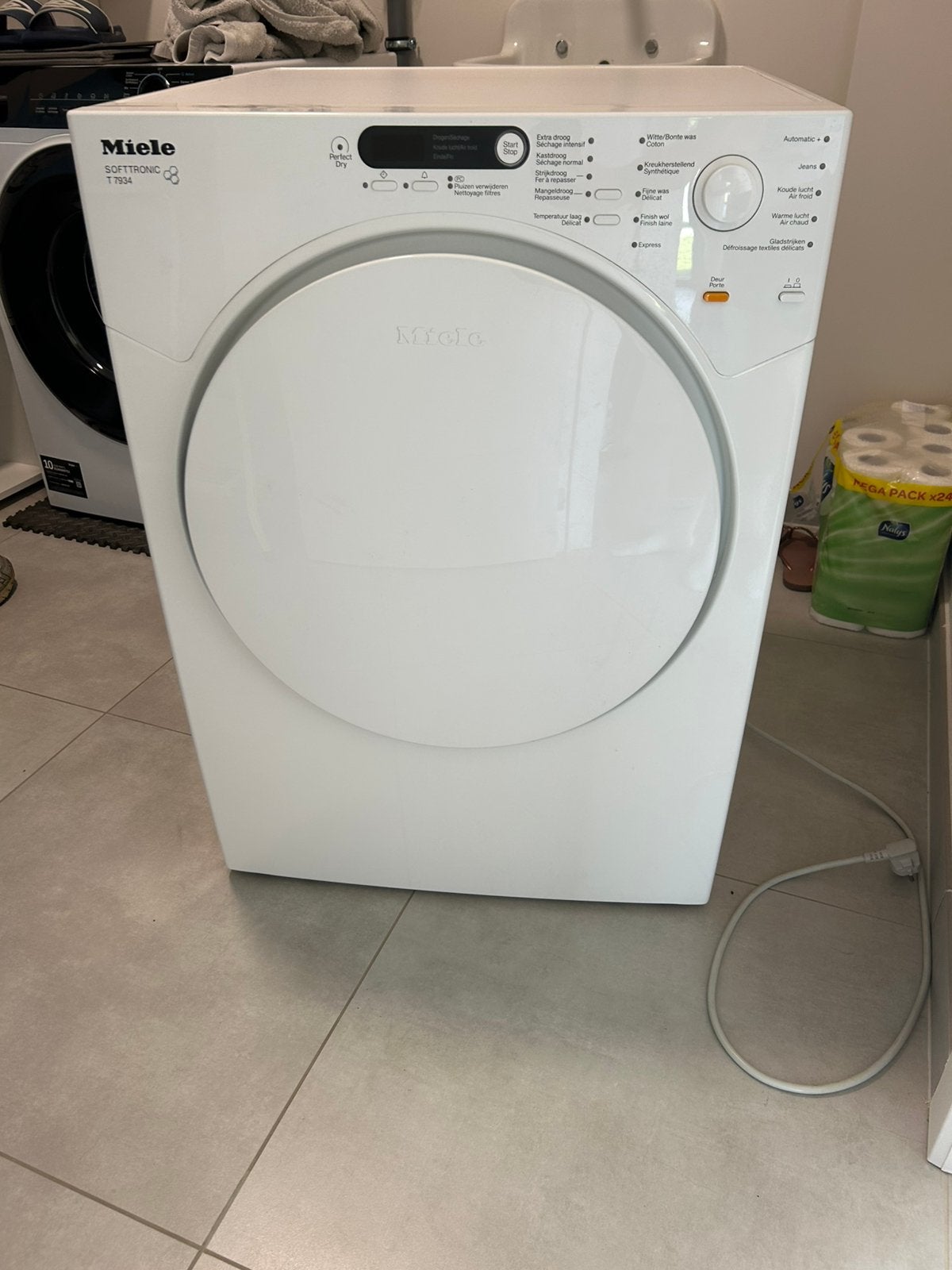 Miele droogkast/luchtafvoerdroogkast Miele Softtronic T7934, Elektronische apparatuur, Ophalen, Gebruikt
