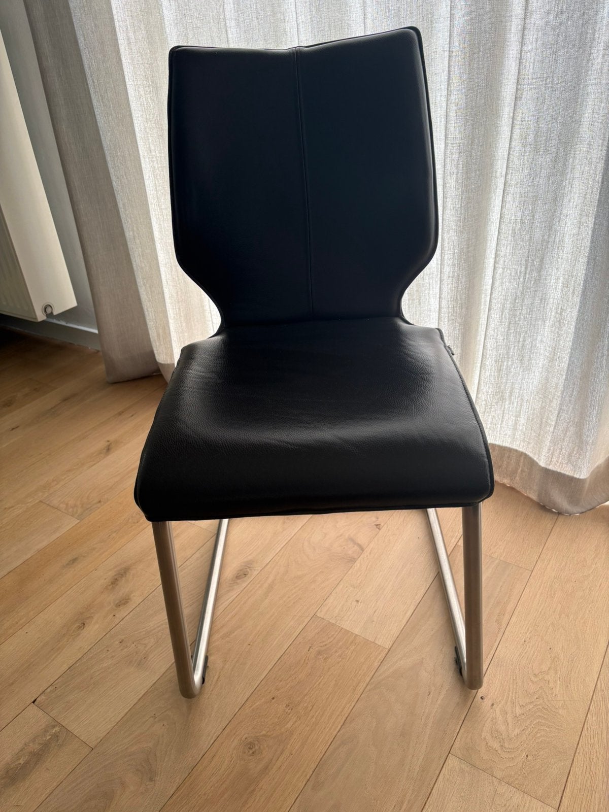Eetkamerstoelen in echt leder en inox, Huis en Inrichting, Ophalen, Bruin, Leer, Zo goed als nieuw