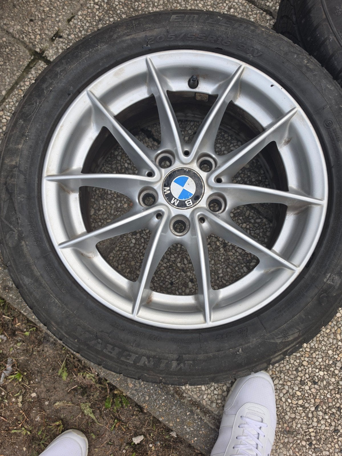 Jante origine bmw + pneu pour série 3 et 4, Enlèvement