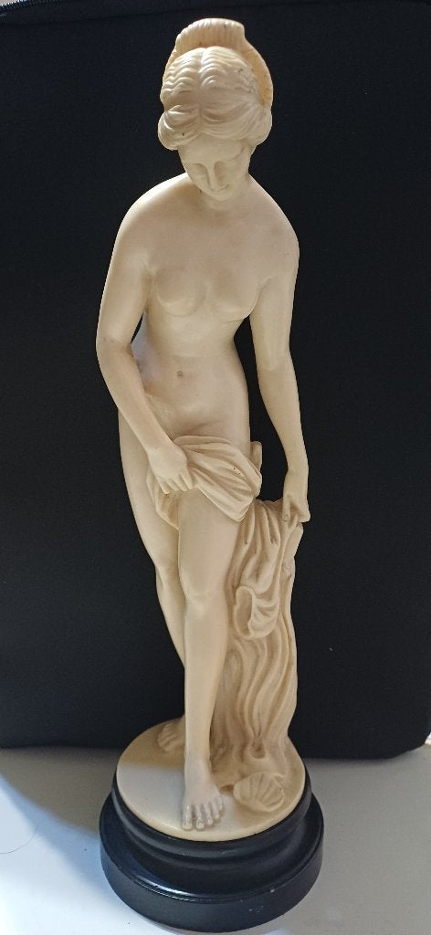 Beeld, Antiek en Kunst, Ophalen, 20 - 50 cm, Op sokkel, Beeld