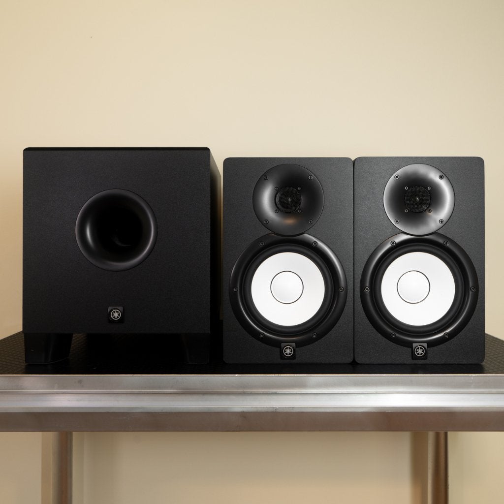 YAMAHA HS7's + HS8S SUBWOOFER + KABELS + MONITOR STATIEVEN, Audio, Tv en Foto, Ophalen, Studiomonitor, Gebruikt, Inclusief kabels