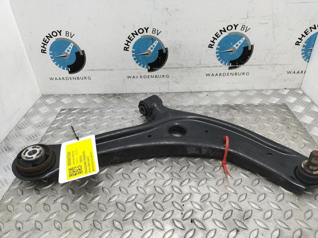 FORD FIESTA ACTIVE DRAAGARM ONDER RV 2019, Ophalen of Verzenden, Gebruikt, Stiba lid
