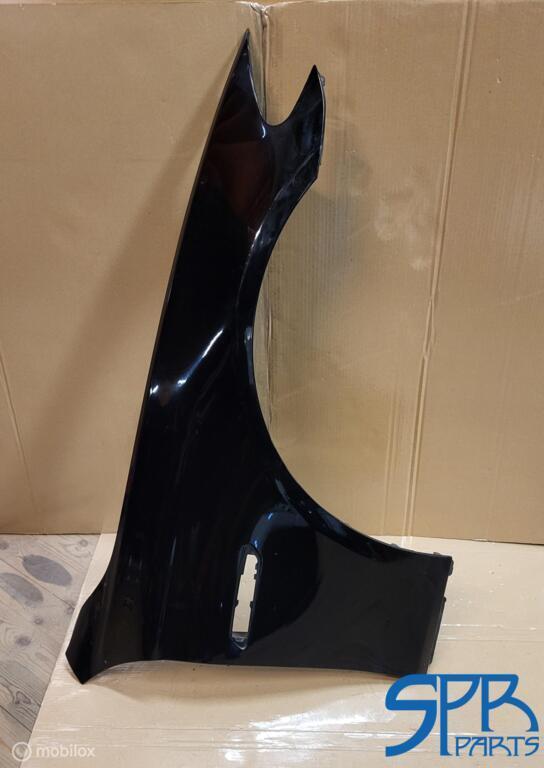 Bmw F10 F11 SPATBORD RECHTS 668 JET BLACK RECHTSVOOR SCHERM, Auto-onderdelen, Gebruikt, Ophalen of Verzenden, BMW, BMW