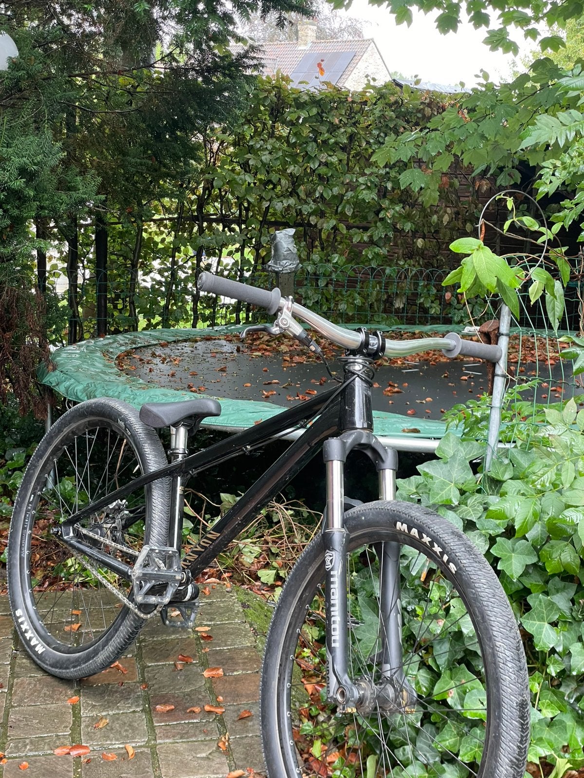 Dirt Jumper | Édition Canyon Stitched 360 en or noir, Vélos & Vélomoteurs, Enlèvement, Comme neuf