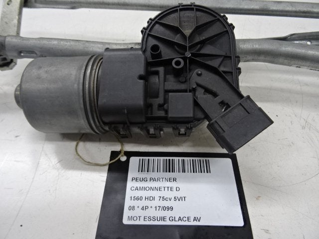 MOTEUR ESSUIE-GLACE AVANT Partner (GC / GF / GG / GJ / GK), Utilisé, Peugeot