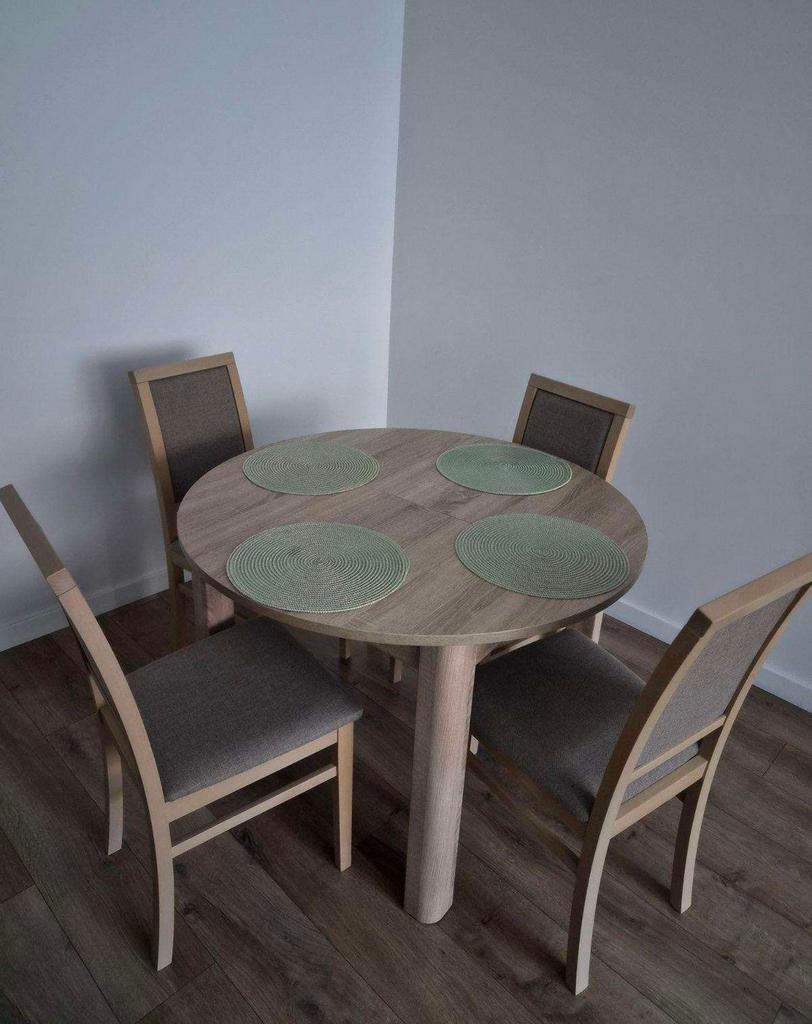 Eettafel en stoelen, Ophalen, Gebruikt, Minimalisme, Rond