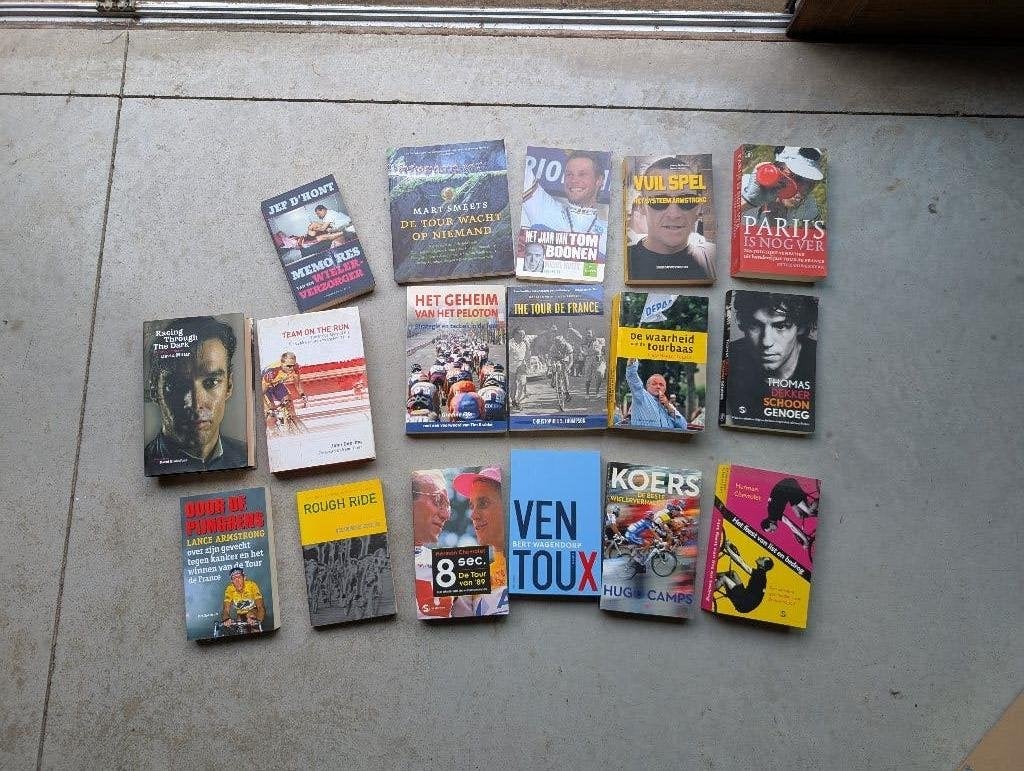 Lot van 17 wielrenboeken (Armstrong, Tour de France e.a.), Ophalen, Gelezen, Lopen en Fietsen