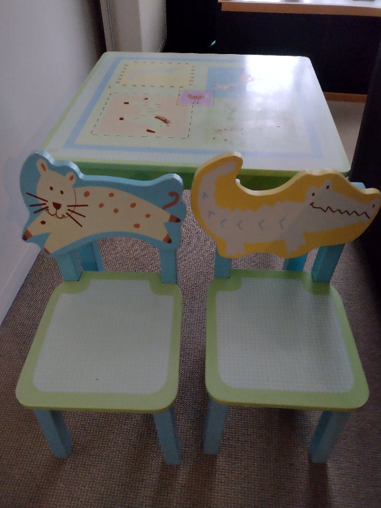 Kinder tafel en stoelen, Kinderen en Baby's, Ophalen, Gebruikt, Tafel(s) en Stoel(en)