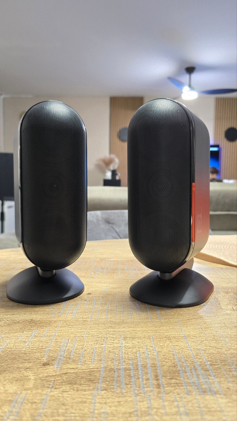 Q Acoustics 7000 LRi, Audio, Tv en Foto, Inclusief muurbeugels, Ophalen of Verzenden, Zo goed als nieuw, 60 tot 120 watt