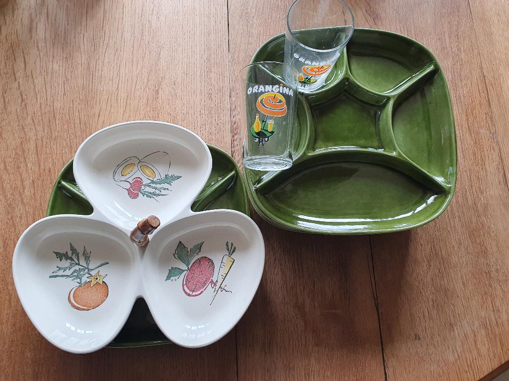 Great 60's VINTAGE snack/dine set BOCH orangina, Enlèvement