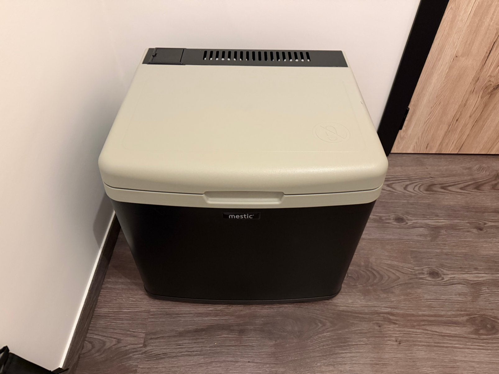 Frigo voor op camping mestic mhc40   (40L) met voet, Enlèvement, Comme neuf